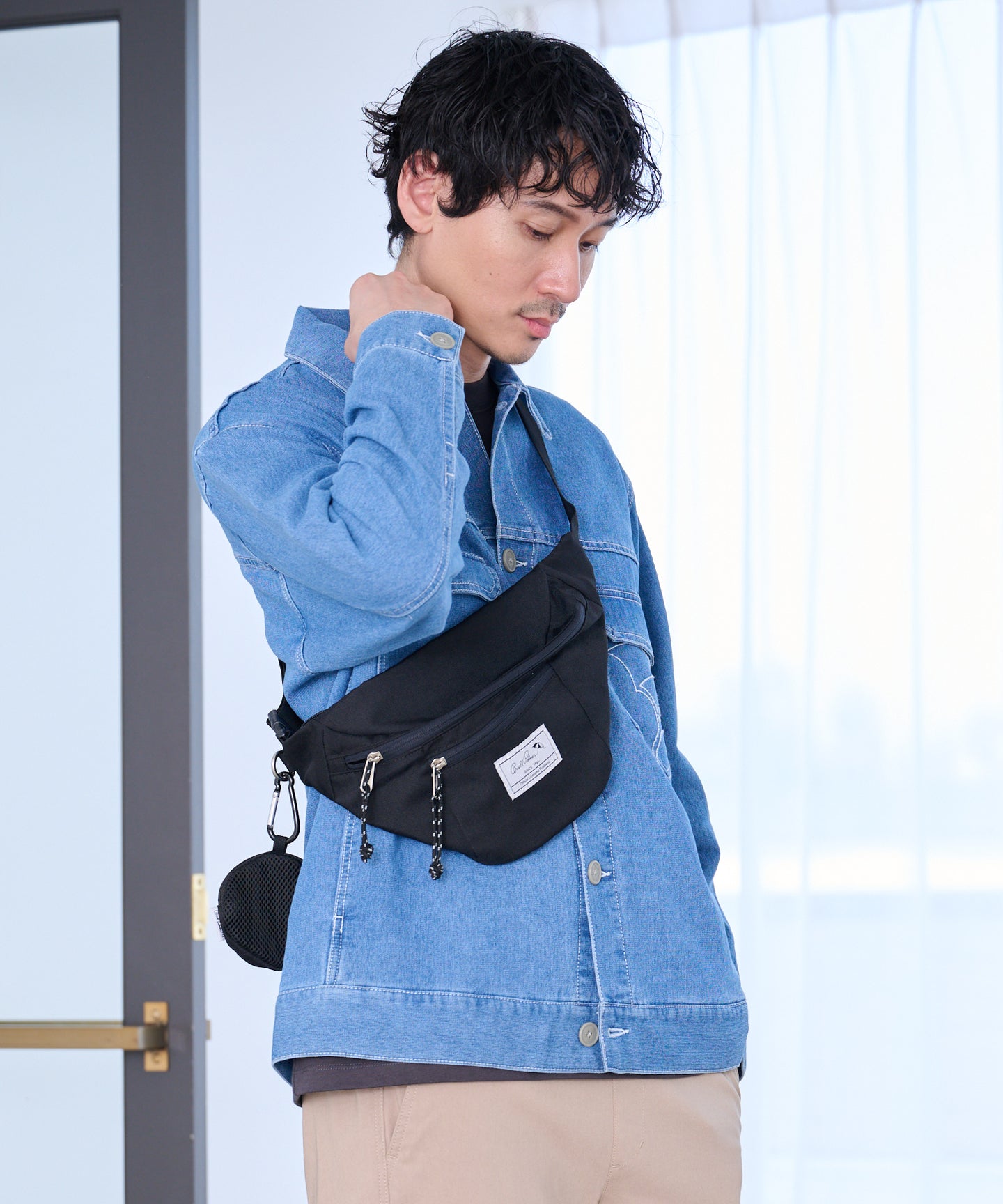 Arnold Palmer 10ポケット ボディバッグ